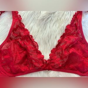 Red bralette lace large